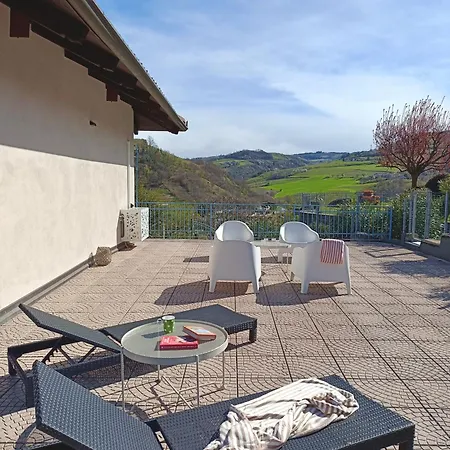 La Casa Del Merlo Дом отдыха Rodello