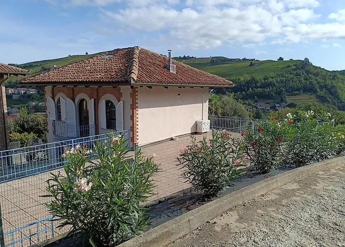 La Casa Del Merlo Feriehus Rodello